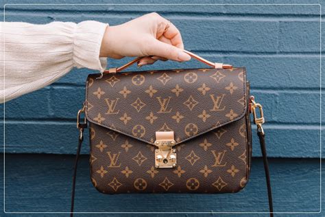 authentic louis vuitton bag vs fake|knockoff louis vuitton bags outlet.